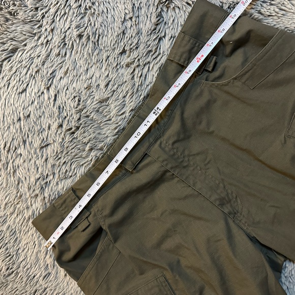 Helikon-Tex (URBAN TACTICAL SHORTS®) 11 - POLYCOTTON RIPSTOP Size 2XL Like New - Picture 5 of 7
